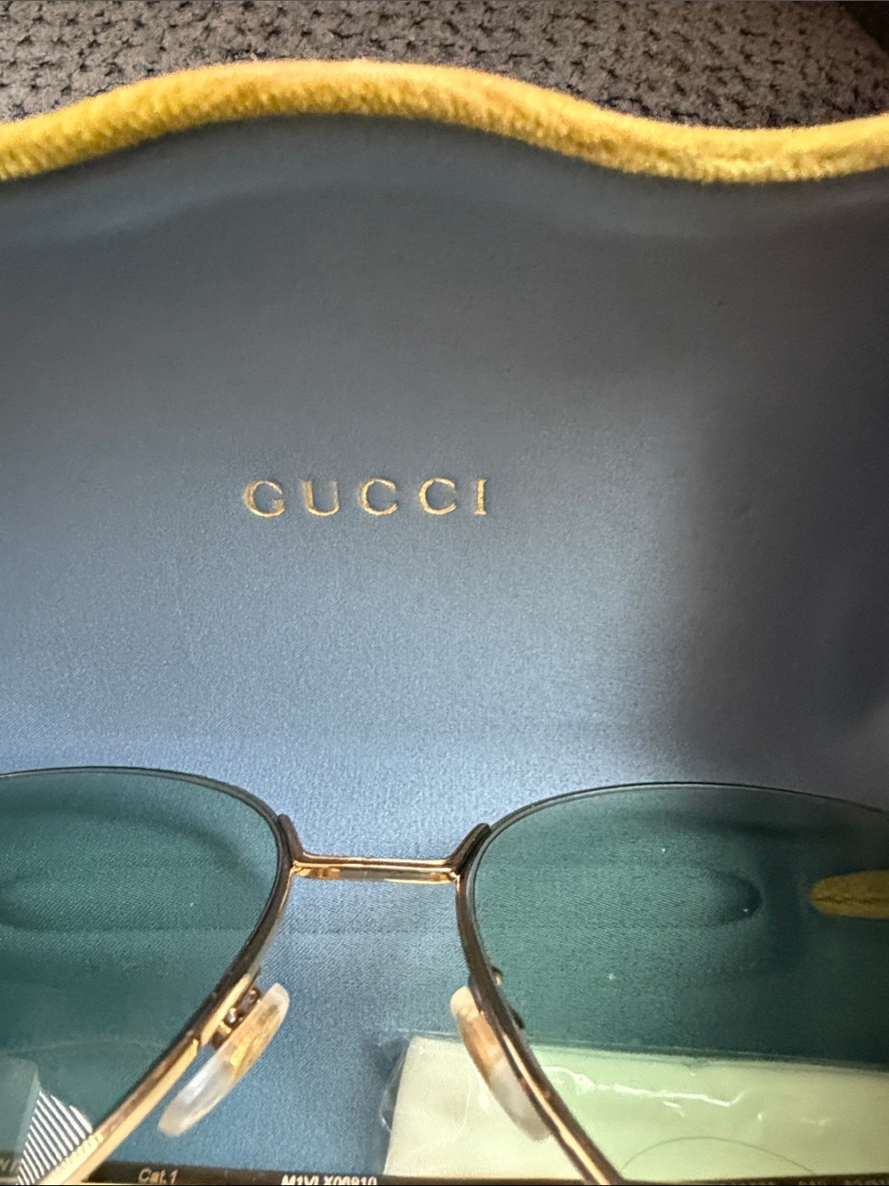 Gucci Women’s Gold Aviator Sunglasses with Green Lenses - Picture 4 of 9